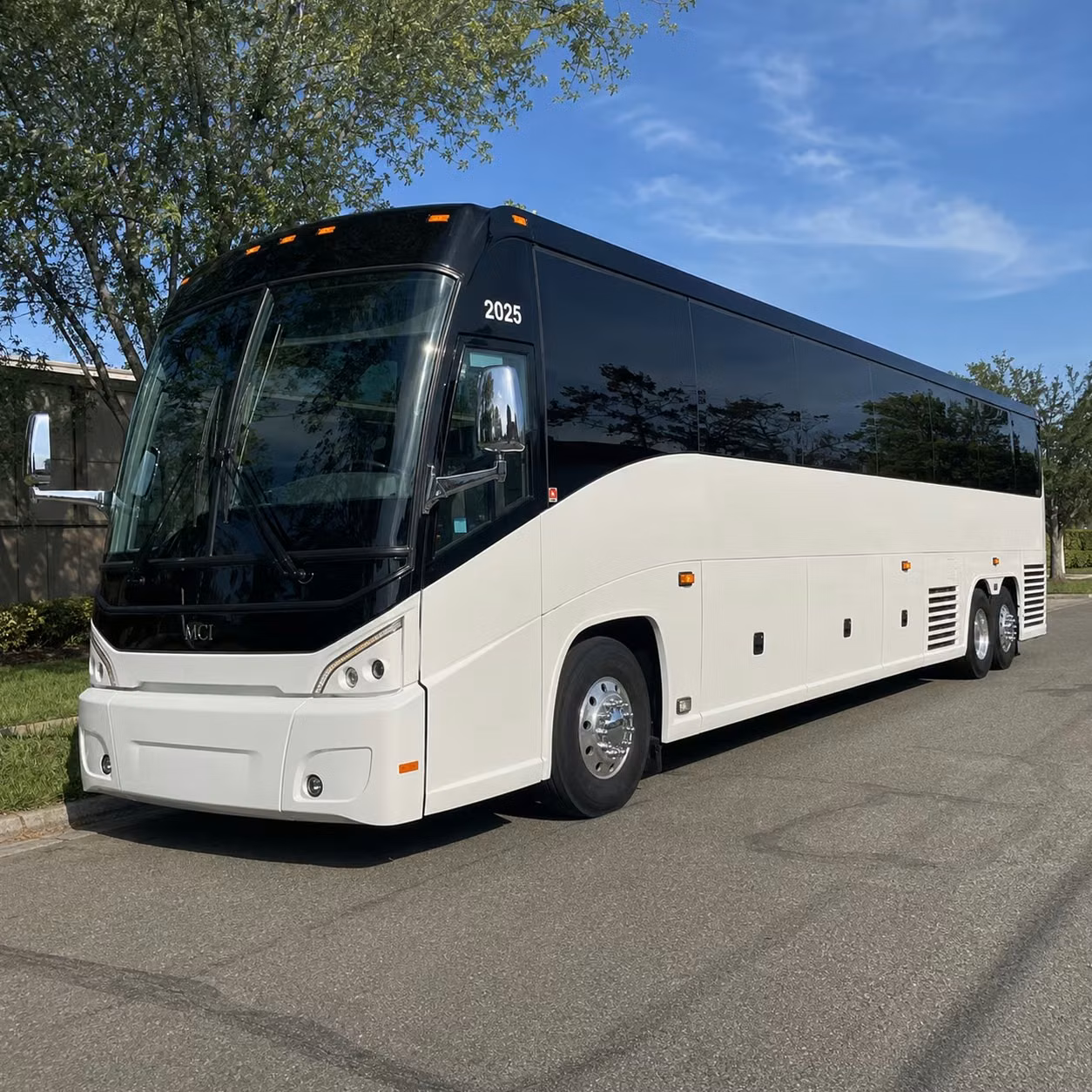 orange packing groups sports teams and school trips all ride better with busrentalorange com