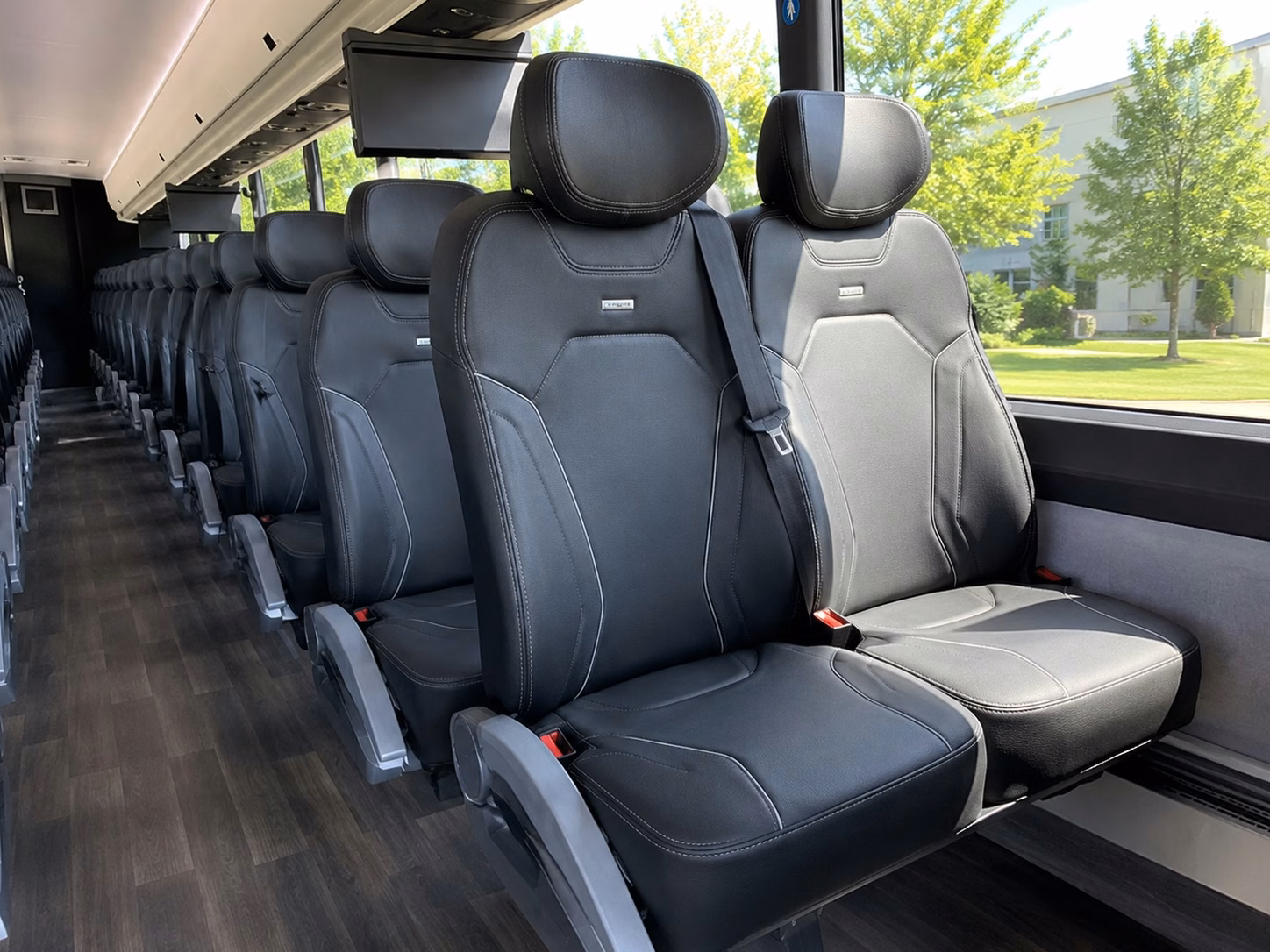 orange wedding venue shuttle services that keep your timeline on track
